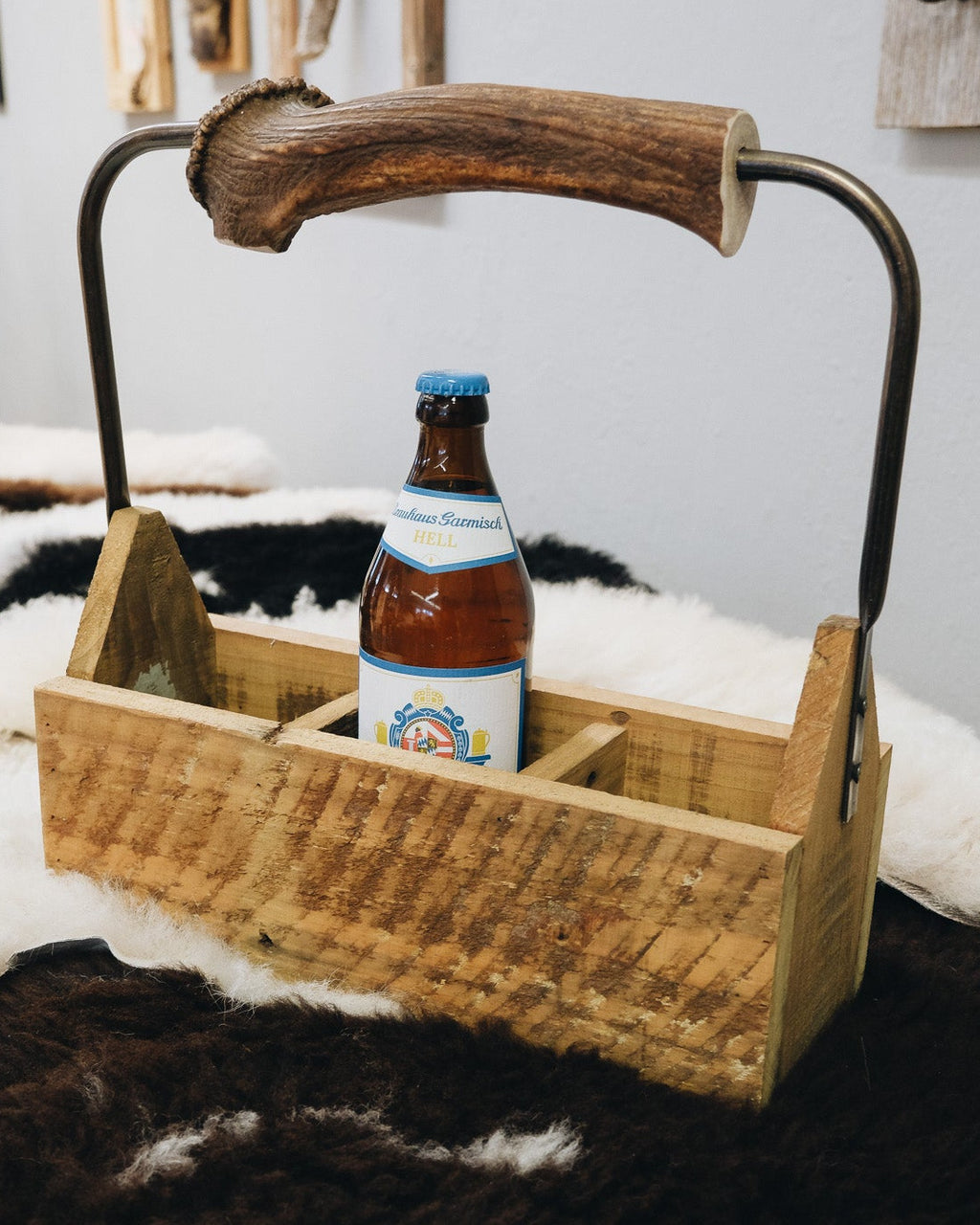 Biertragl mit Hirschhorngriff