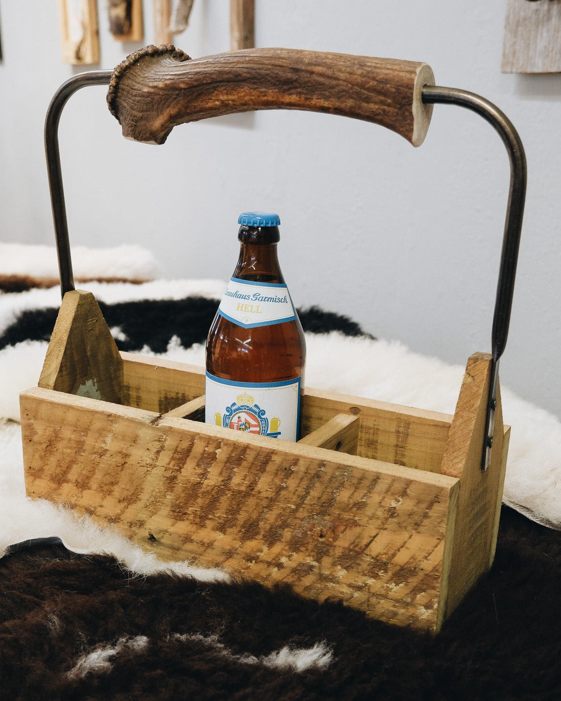 Biertragl mit Hirschhorngriff
